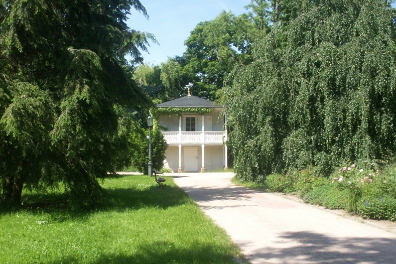 Darmstadt, Darmstadt-Ost, Am Oberfeld, Park Rosenhöhe, Teehaus