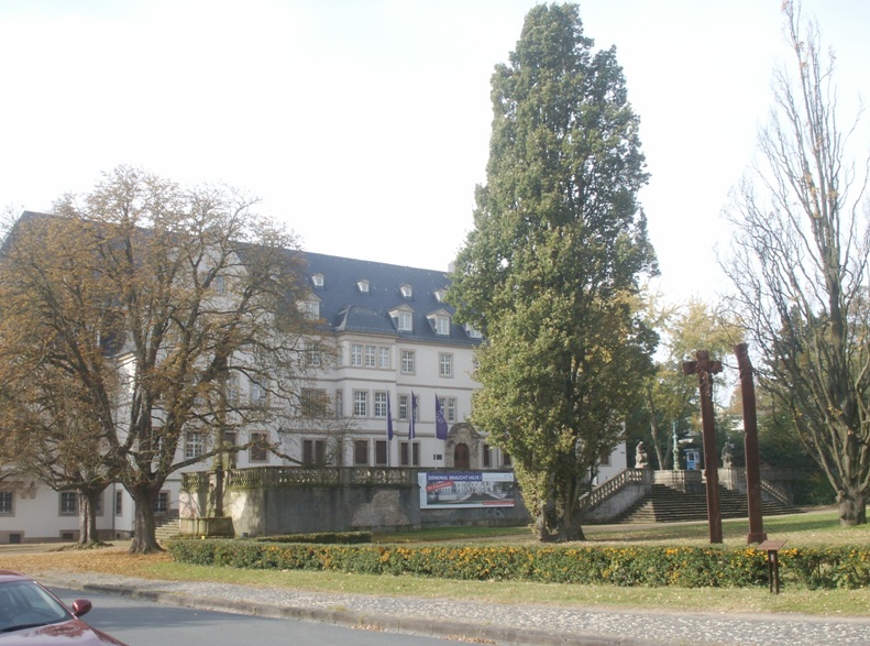 Darmstadt, Bessungen, Paulusviertel, Ev. Kirchenverwaltung, Paulusplatz