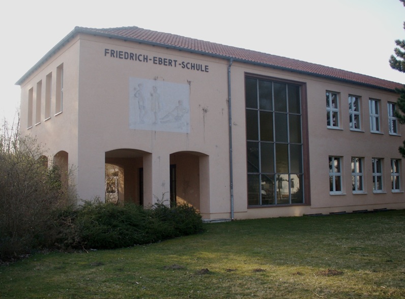 Darmstadt, Darmstadt-West, Heimstättensiedlung, Friedrich-Ebert-Schule, Pulverhäuserweg